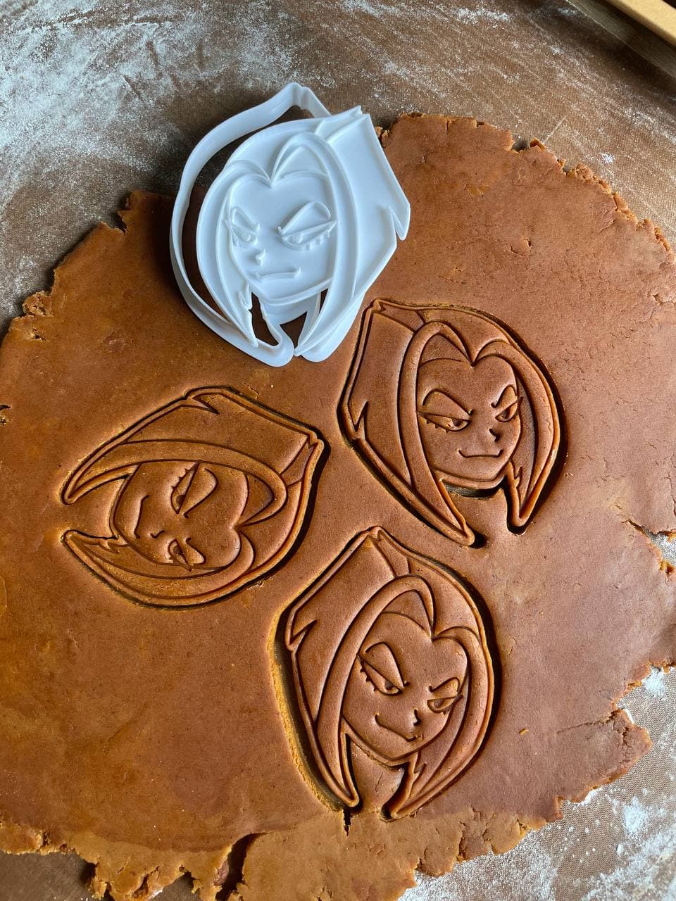 Lute Cookie Cutter (hazbin hotel)