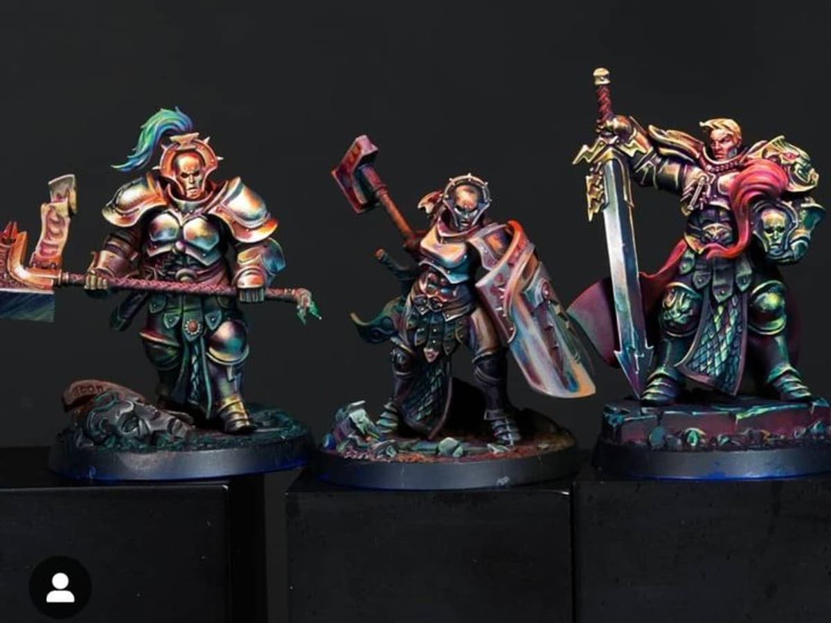 Minoan Swordsmen